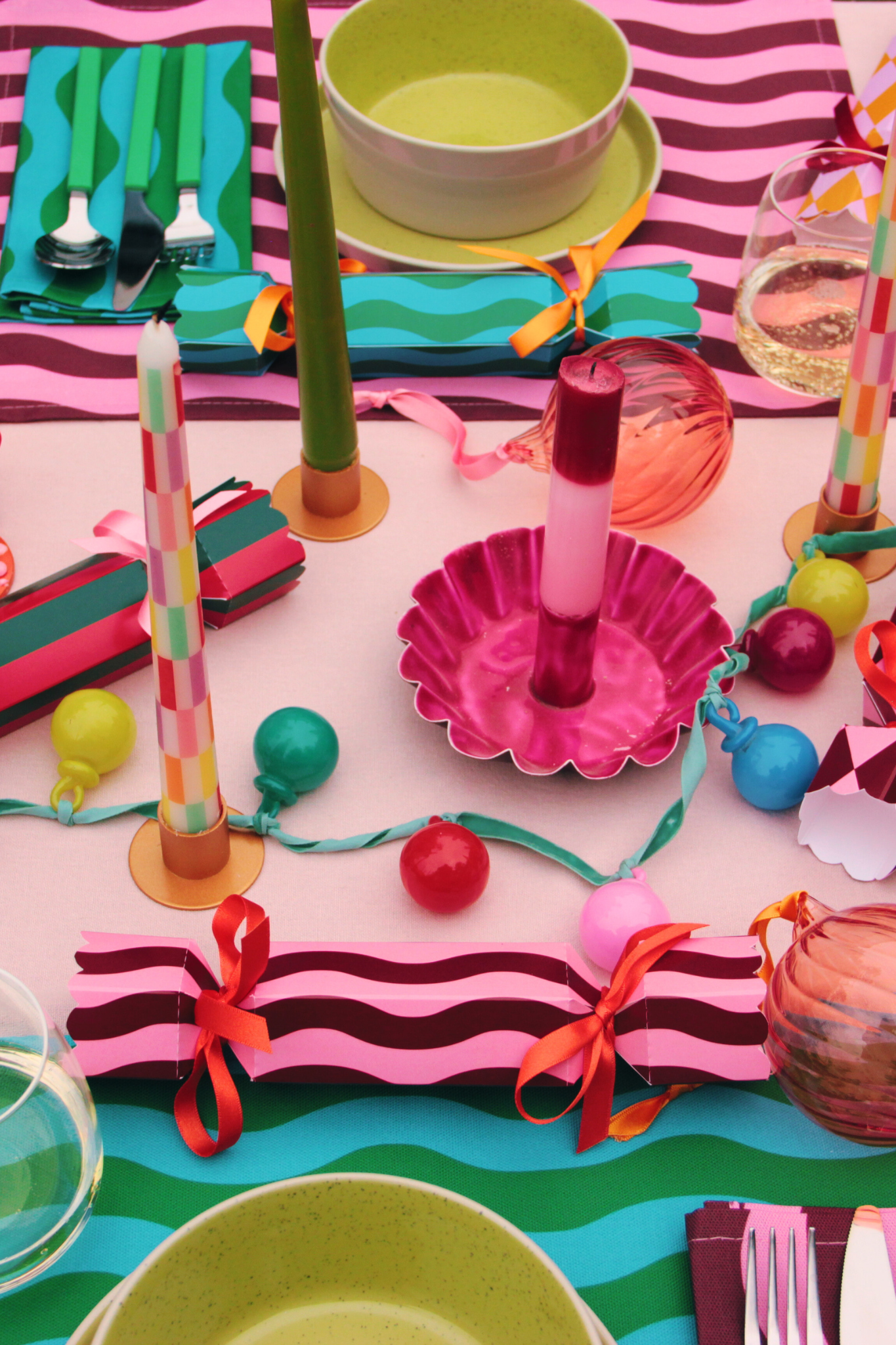 Orange and Blush Stripe Pattern Christmas Crackers
