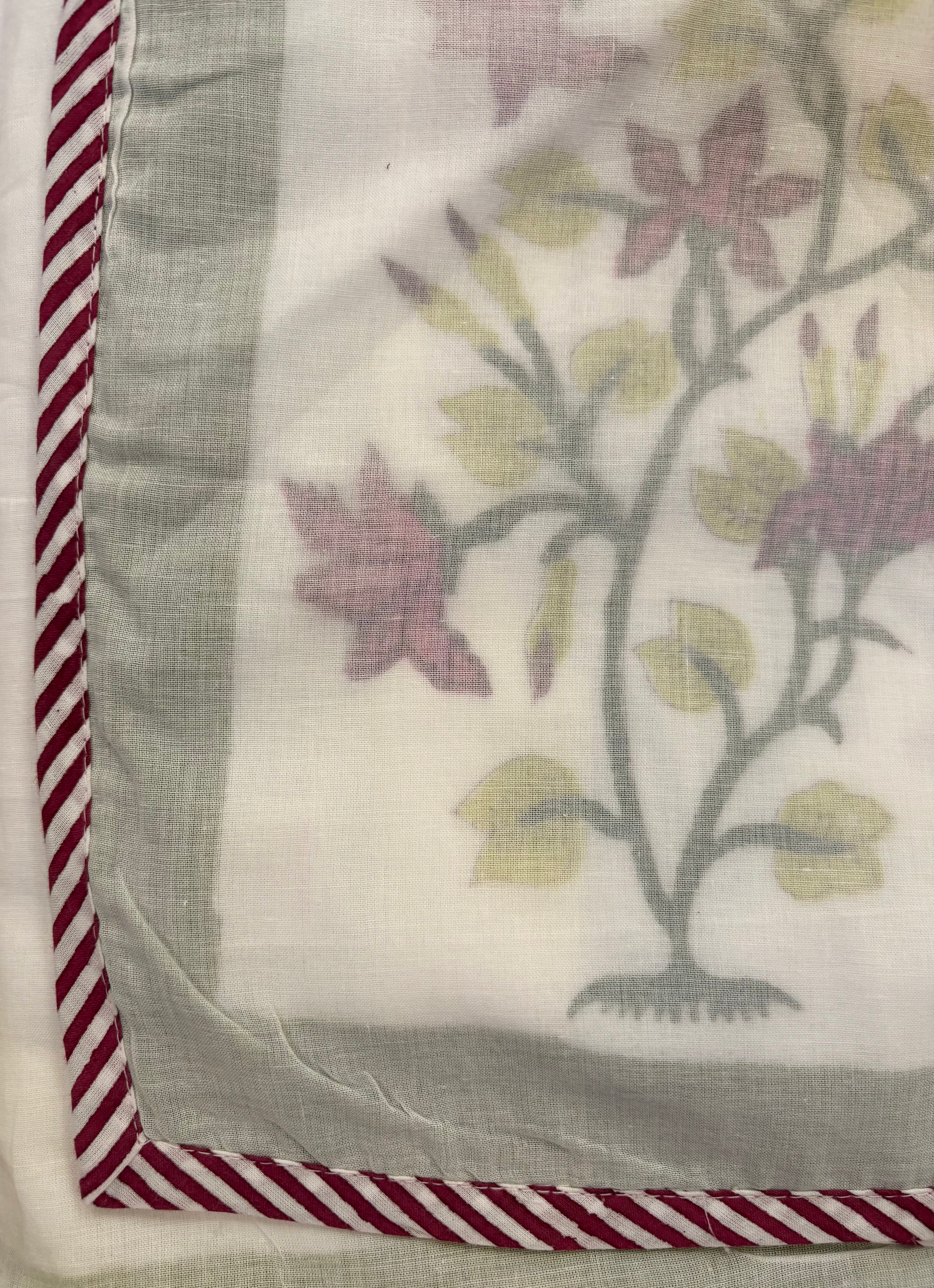 NEW IN | Dohar - Raspberry Flower - King