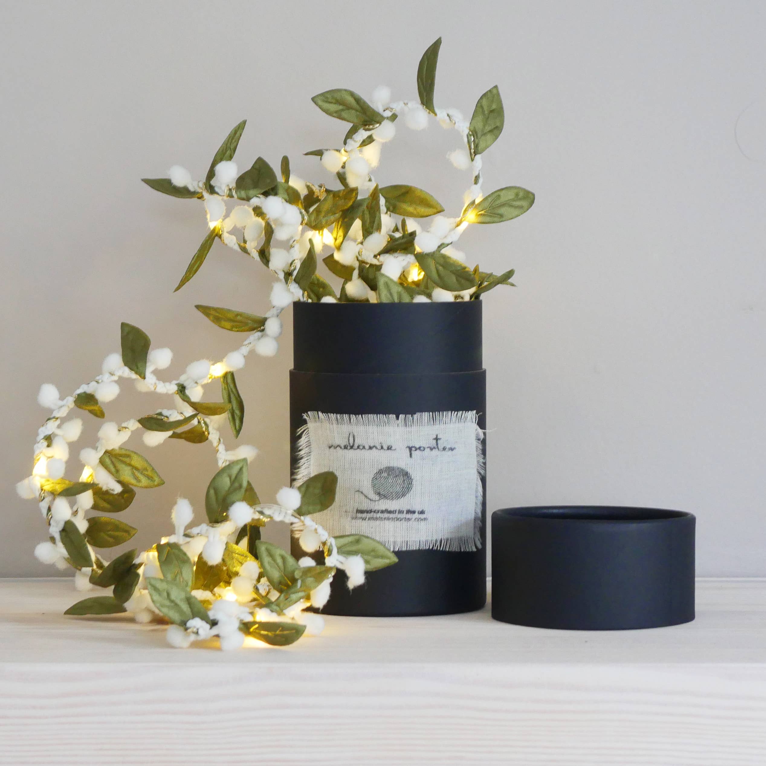 Mistletoe Fairy Light String - Christmas Decoration: 2m (Battery)