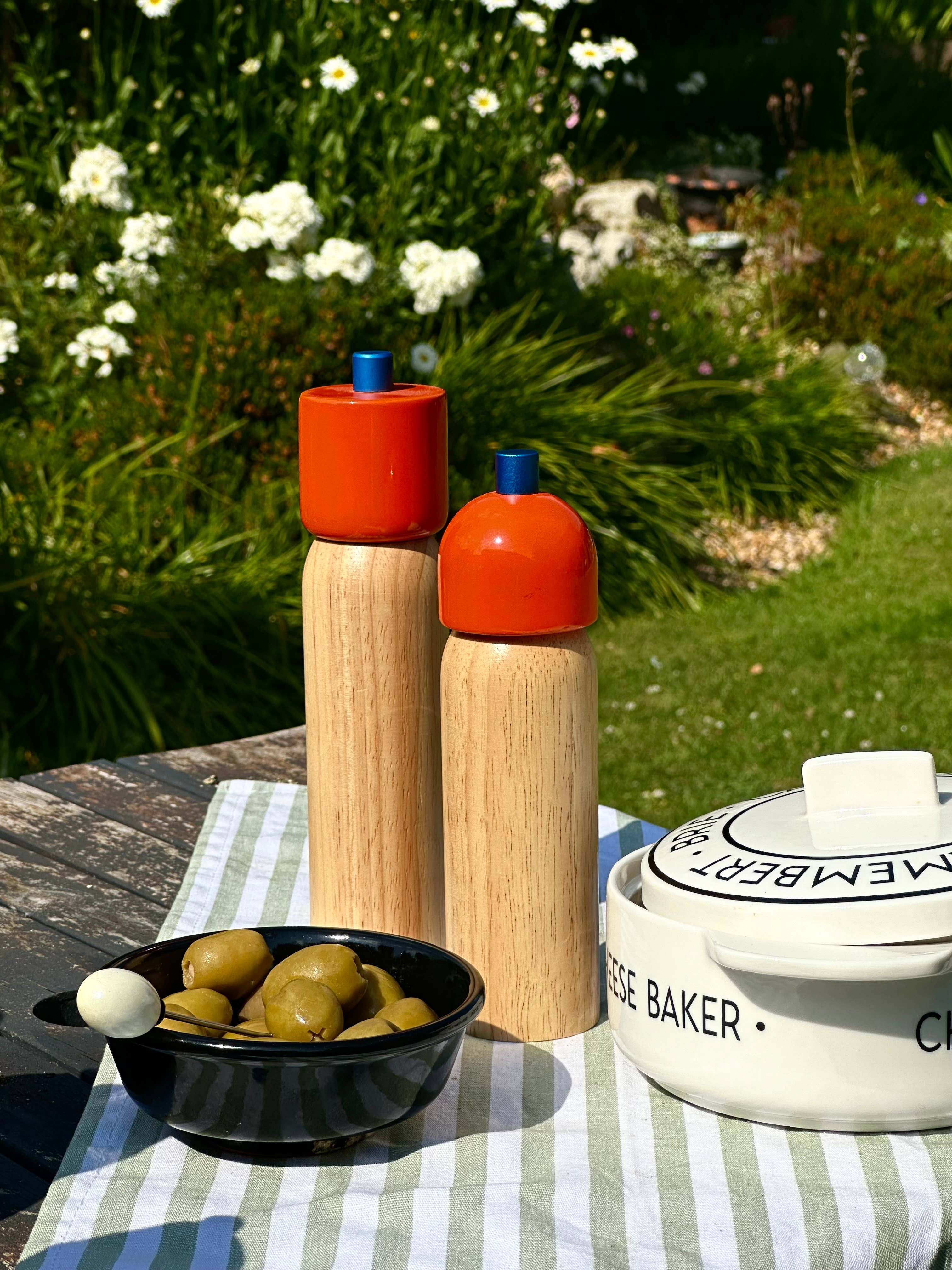 Salt & Pepper Grinder - Orange & Blue: Large