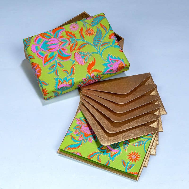Green Floral Twist Note Card in a Keepsake Gift Box