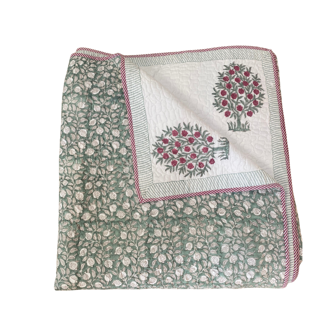 Green Pomegranate Quilted Bedspread with Pillowcases - King