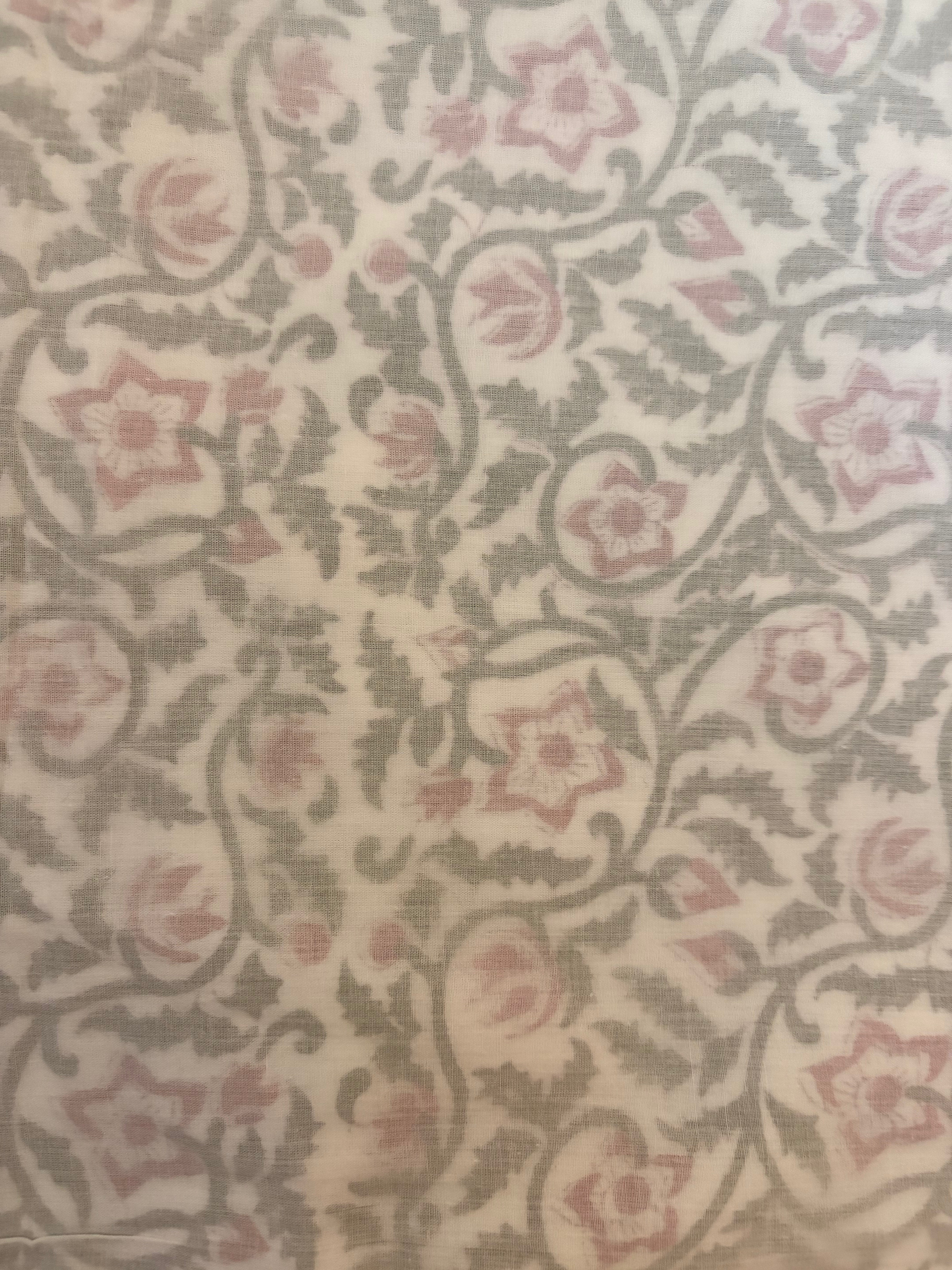 NEW IN | Raspberry Trellis with Stripe Border - King / Super King Dohar