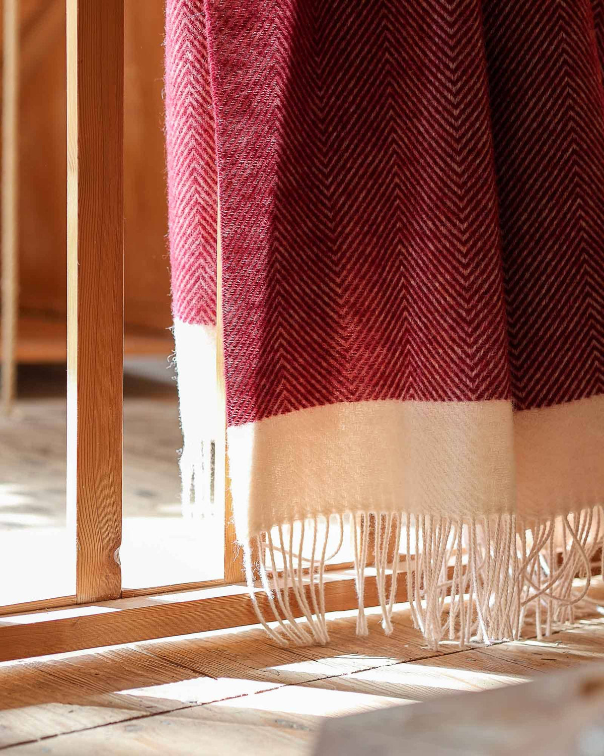 Wool throw blanket FLORENCE - red