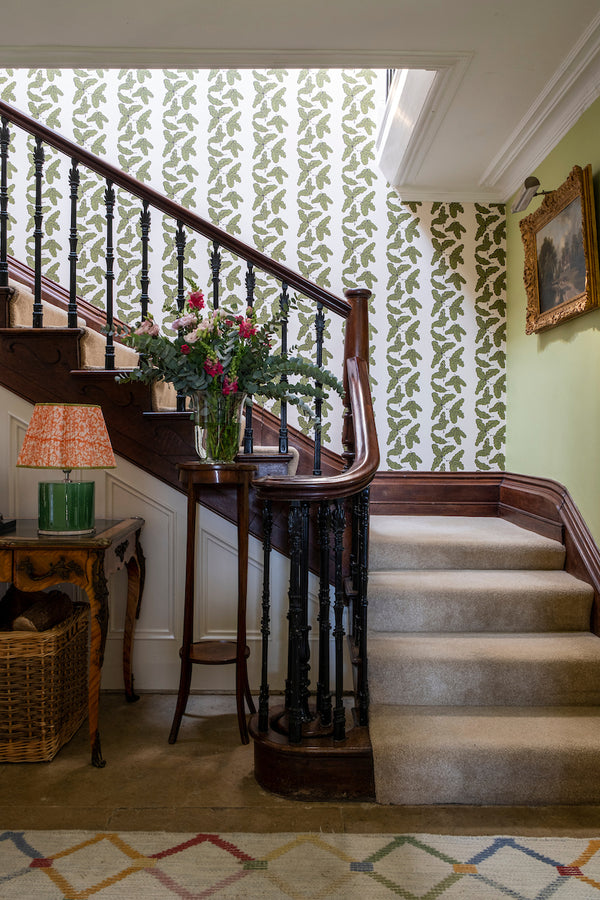 Oak leaf Wallpaper in Peridot