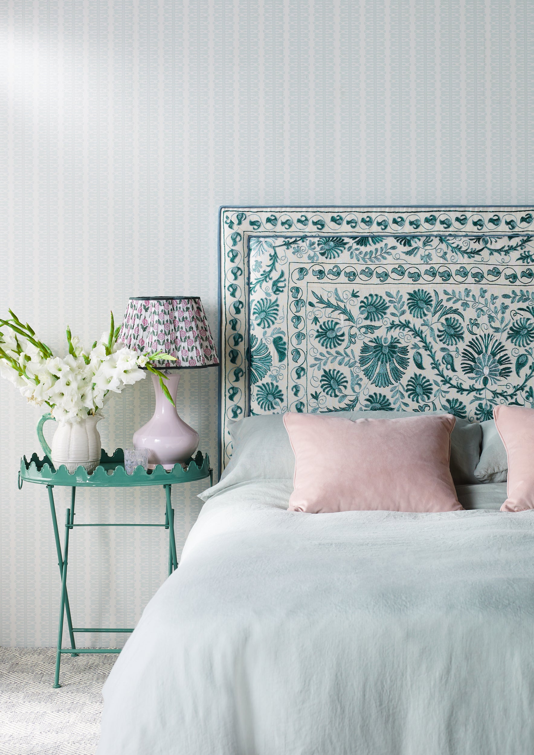 Hearts and Minds Wallpaper in Sky